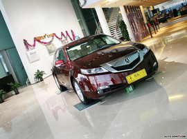 2009款讴歌TL外观