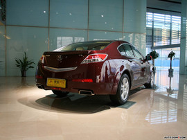 2009款讴歌TL外观