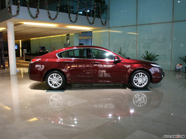 2009款讴歌TL外观