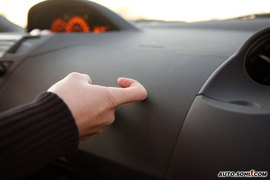 2008款雅力士RS至尊劲锐版试驾