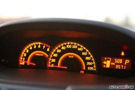 2008款雅力士RS至尊劲锐版试驾