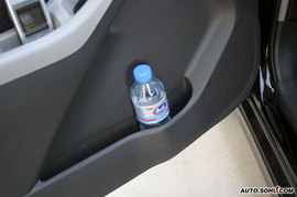 2008款雅力士RS至尊劲锐版试驾