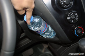 2008款雅力士RS至尊劲锐版试驾