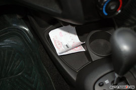 2008款雅力士RS至尊劲锐版试驾