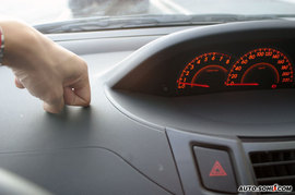 2008款雅力士RS至尊劲锐版试驾