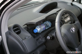 2008款雅力士RS至尊劲锐版试驾