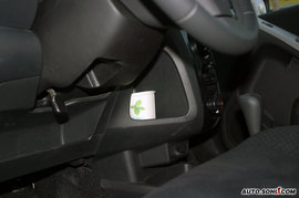 2008款雅力士RS至尊劲锐版试驾