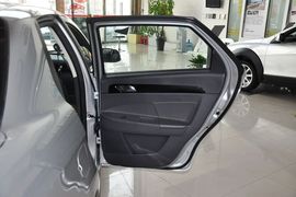 2013款东风风神S30