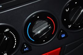 2013款东风风神S30