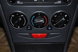 2013款东风风神S30