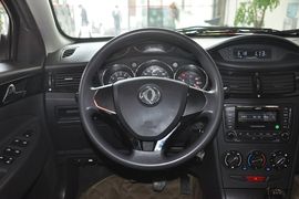 2013款东风风神S30