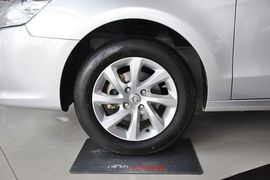 2013款东风风神S30