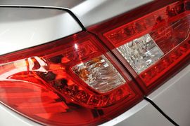 2013款东风风神S30
