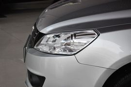 2013款东风风神S30