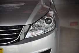 2013款东风风神S30