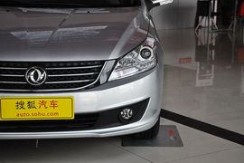2013款东风风神S30