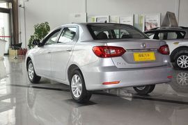 2013款东风风神S30