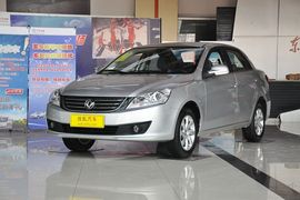 2013款东风风神S30