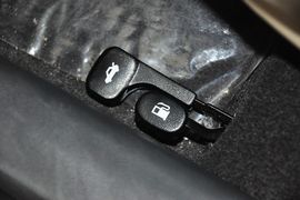 2012款长安逸动1.6L自动豪华型
