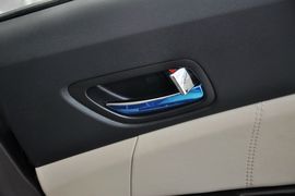 2012款长安逸动1.6L自动豪华型