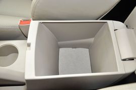 2012款长安逸动1.6L自动豪华型