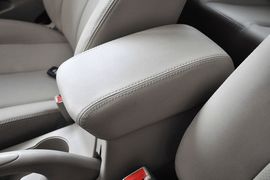 2012款长安逸动1.6L自动豪华型