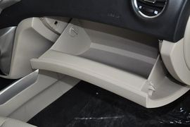 2012款长安逸动1.6L自动豪华型