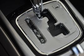 2012款长安逸动1.6L自动豪华型