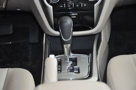 2012款长安逸动1.6L自动豪华型