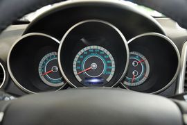 2012款长安逸动1.6L自动豪华型