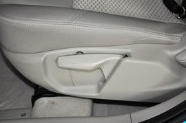 2012款长安悦翔V5
