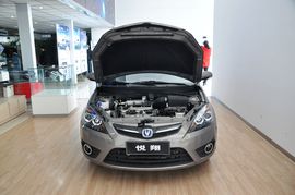 2013款长安悦翔三厢1.5L