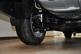 2013款长安悦翔三厢1.5L