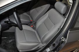 2013款长安悦翔三厢1.5L