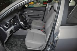 2013款长安悦翔三厢1.5L