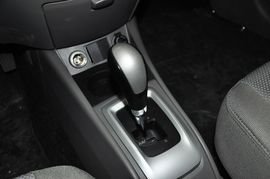 2013款长安悦翔三厢1.5L