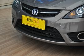 2013款长安悦翔三厢1.5L