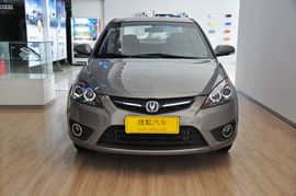 2013款长安悦翔三厢1.5L