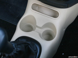 2009款乐驰内饰