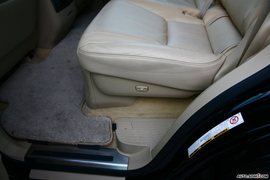 LX570内饰