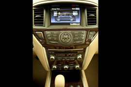 2014款日产Pathfinder
