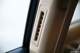 LX570内饰