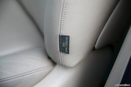 2008款雷克萨斯LX570内饰