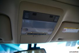 2008款雷克萨斯LX570内饰