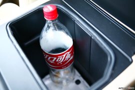 2008款雷克萨斯LX570内饰