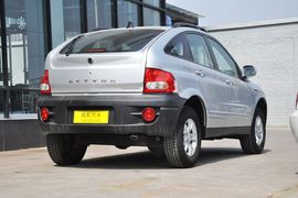 2011款双龙爱腾2.3L两驱精英版