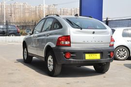 2011款双龙爱腾2.3L两驱精英版