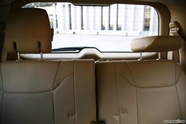 2008款雷克萨斯LX570内饰