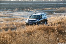 2008款雷克萨斯LX570动态