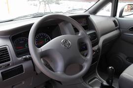 2013款郑州日产帅客1.5L